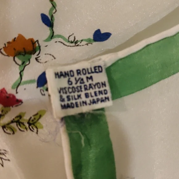 Vintage Charming Floral Print Scarf with Green Border, Made In Japan - Picture 7 of 10
